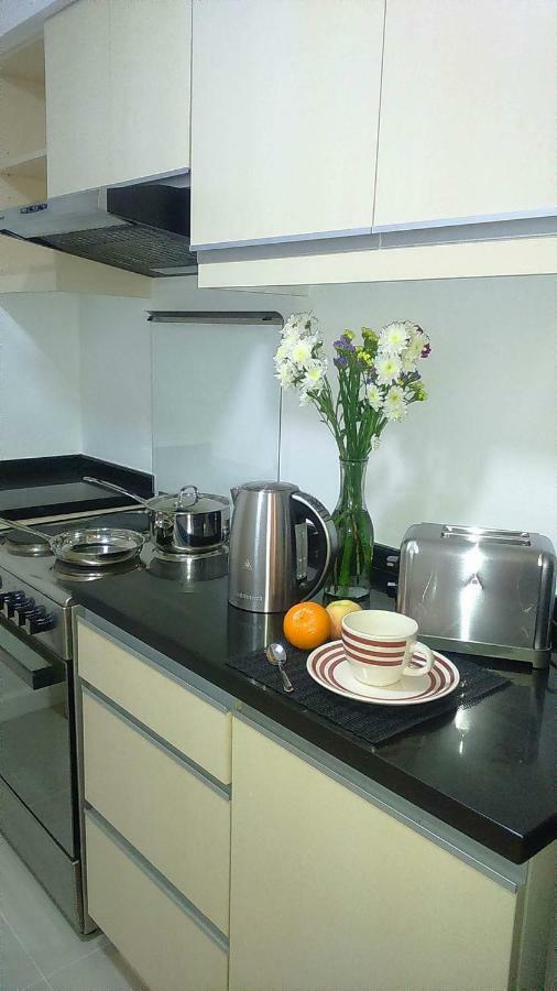 Marquee Residences Angeles Bagian luar foto